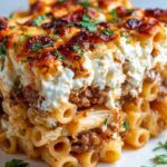 Familienfreundlicher Griechischer Nudelauflauf mit Feta & Hackfleisch