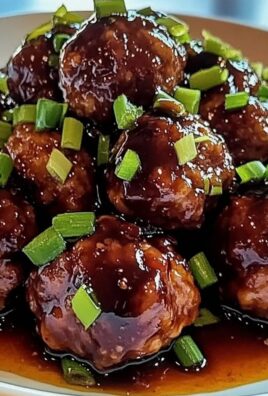 Klebrige Hoisin-Fleischbällchen mit Scallion-Sauce