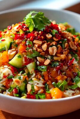 Knuspriger Erdnuss-Chili Reissalat: Das perfekte Sommer-Rezept!