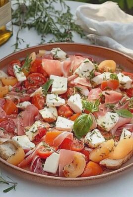 Melonensalat mit Putenschinken und Tomaten schnell zubereiten