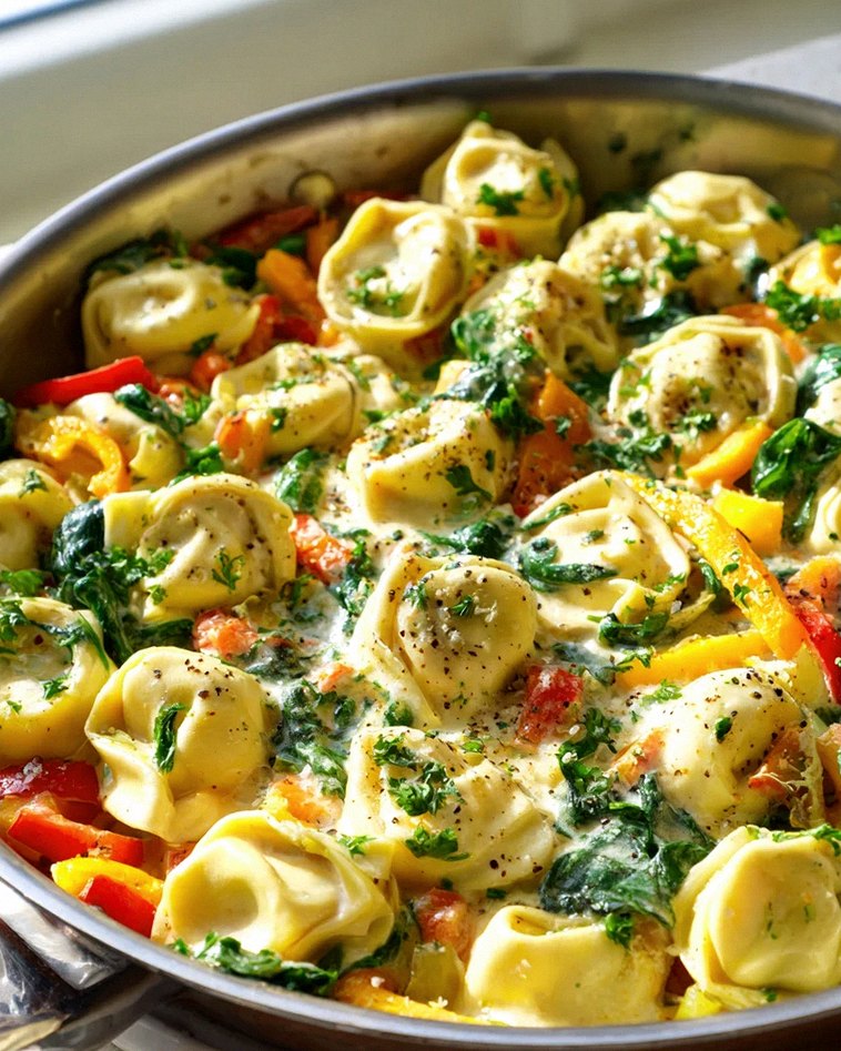 One Pan Tortellini Pfanne mit Knoblauch-Creme-Sauce – Schritt 1