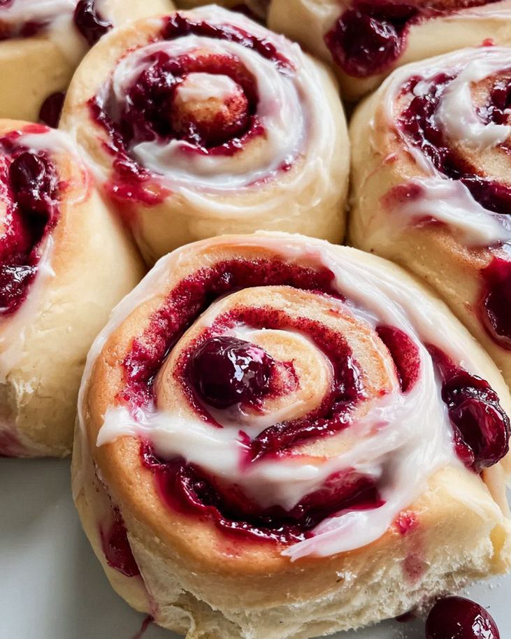 Saftige cherry juice-Zimt-Schnecken: Ein unwiderstehliches Rezept!